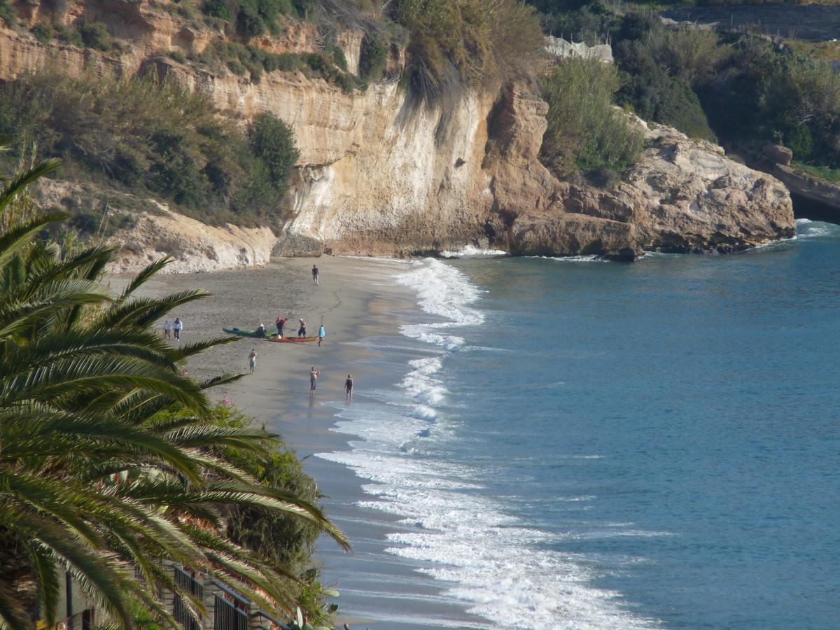 Hostal Alegre Nerja Exterior photo